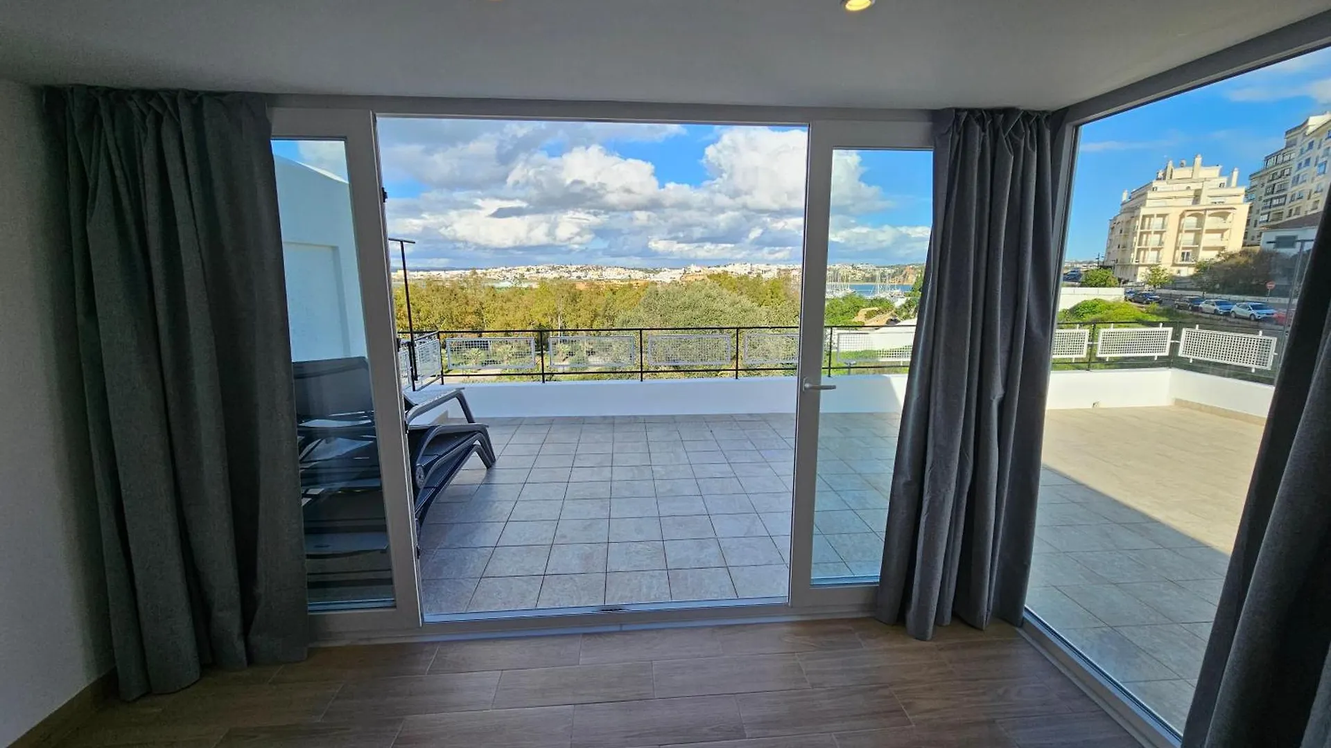 Appartamento Sun And Beach II Ac Wifi 90Mts From The Beach Portimão