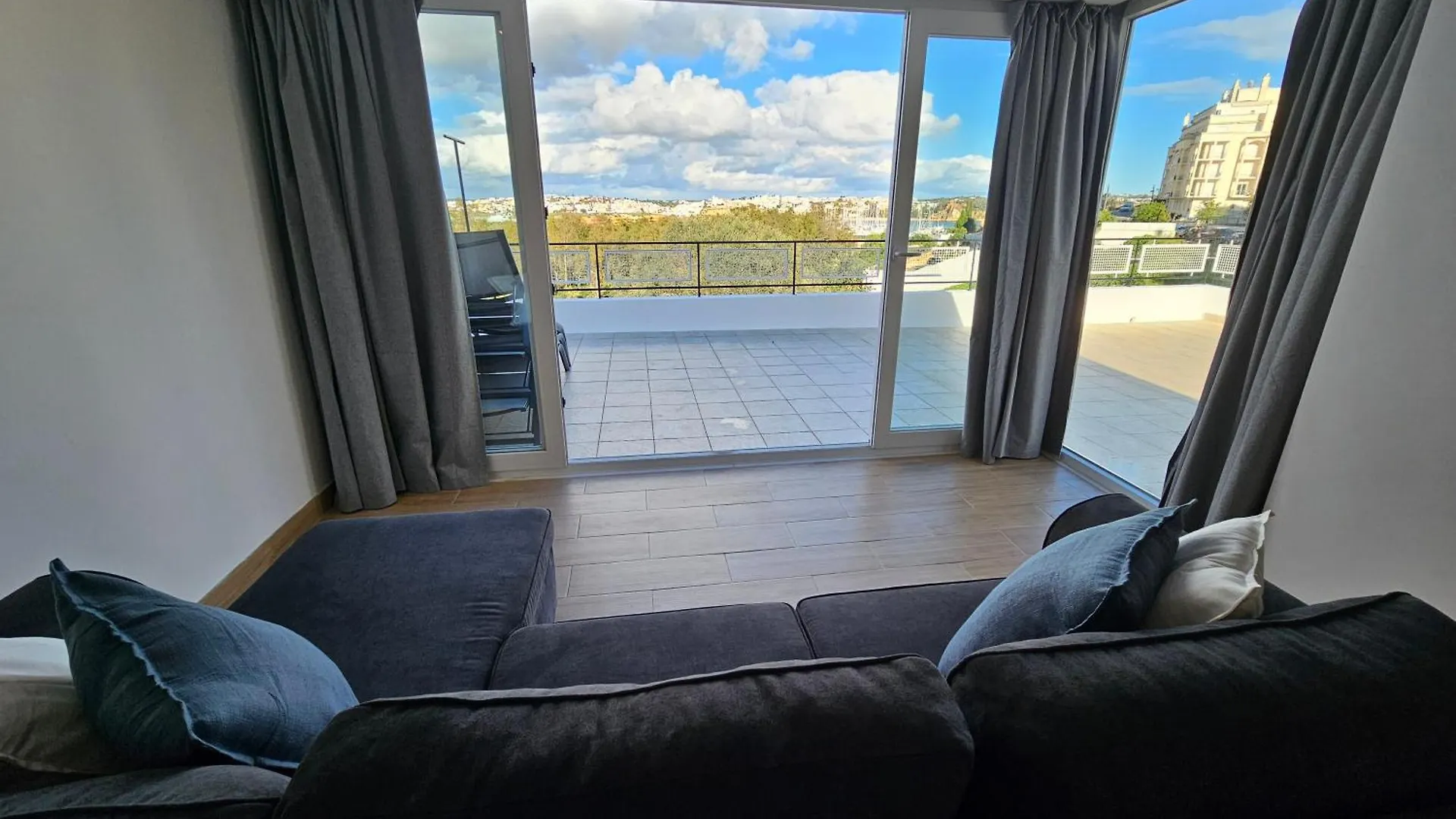 Appartamento Sun And Beach II Ac Wifi 90Mts From The Beach Portimão